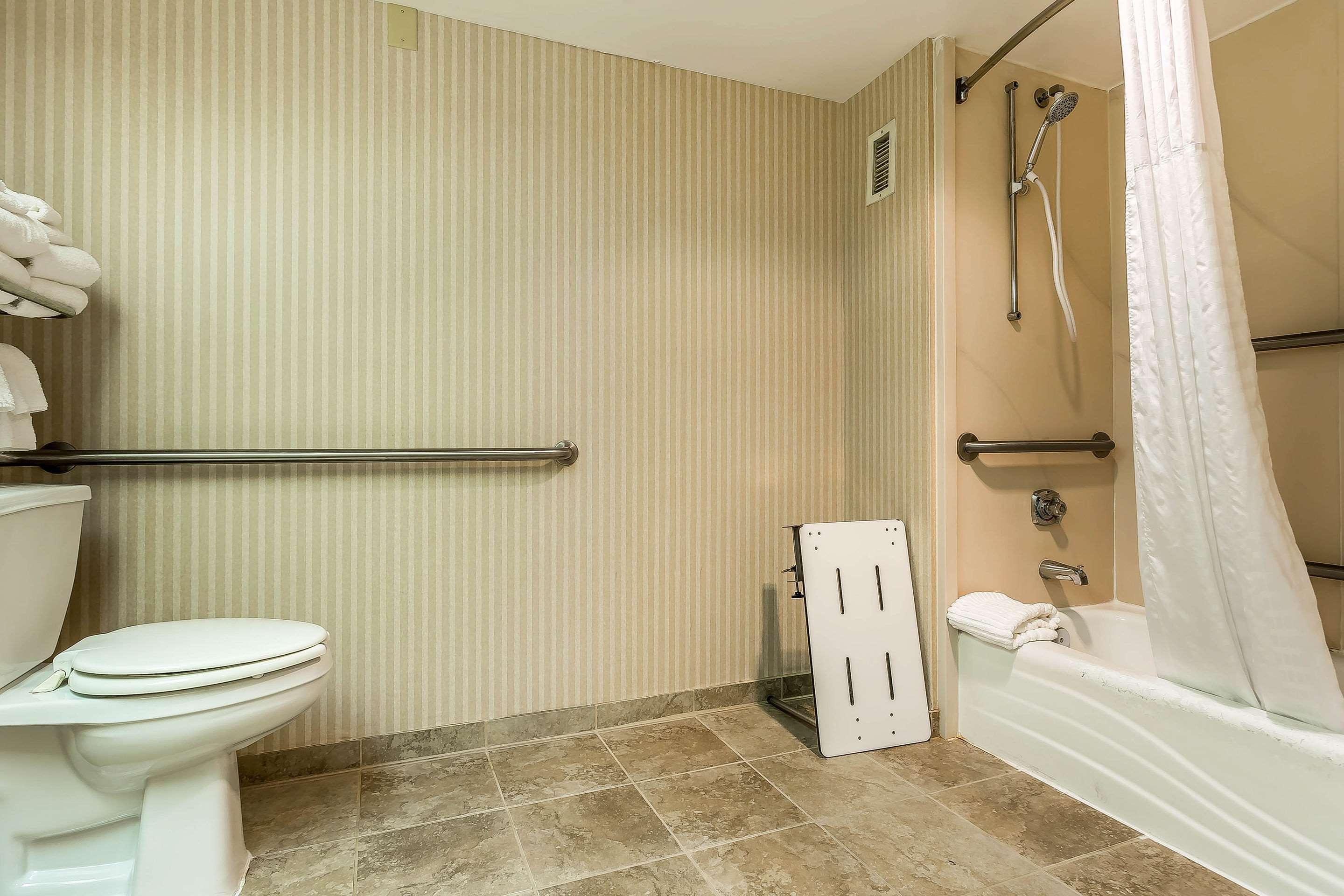 Quality Inn Summerville-Charleston Екстериор снимка